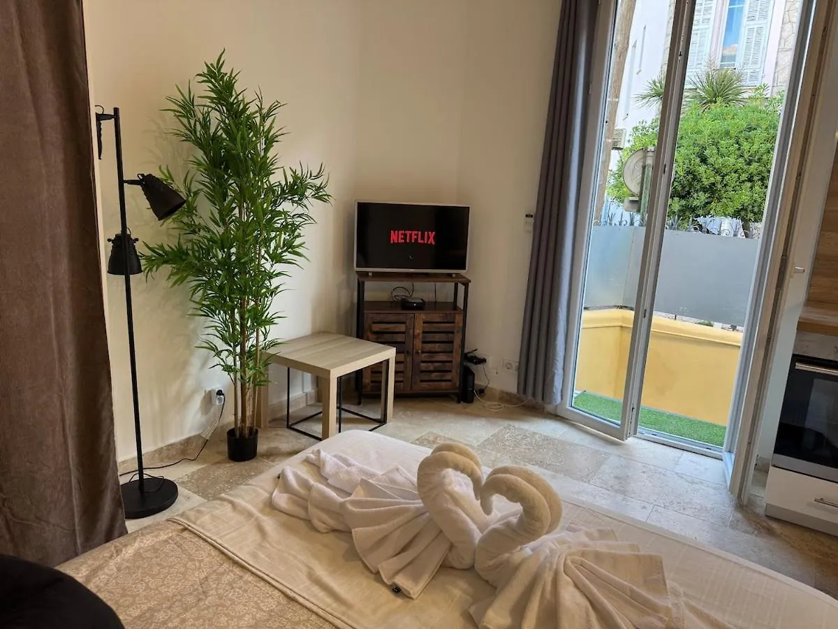 Apartment Studio Cosy, Terrasse, Proche Mer Et Tramway Nice France
